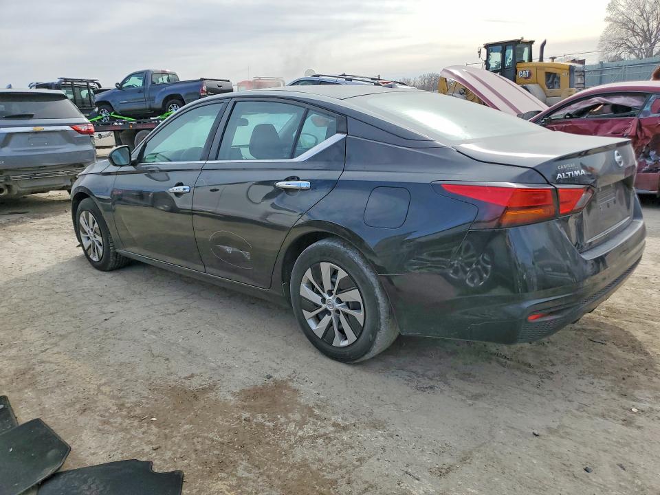 Photo 2 from auction – 2019 NISSAN ALTIMA with VIN 1N4BL4BVXKC197184