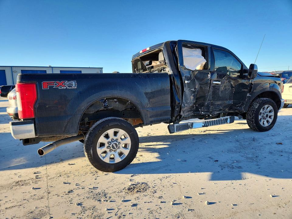 Photo 3 from auction – 2019 FORD F250 with VIN 1FT7W2B62KED79843