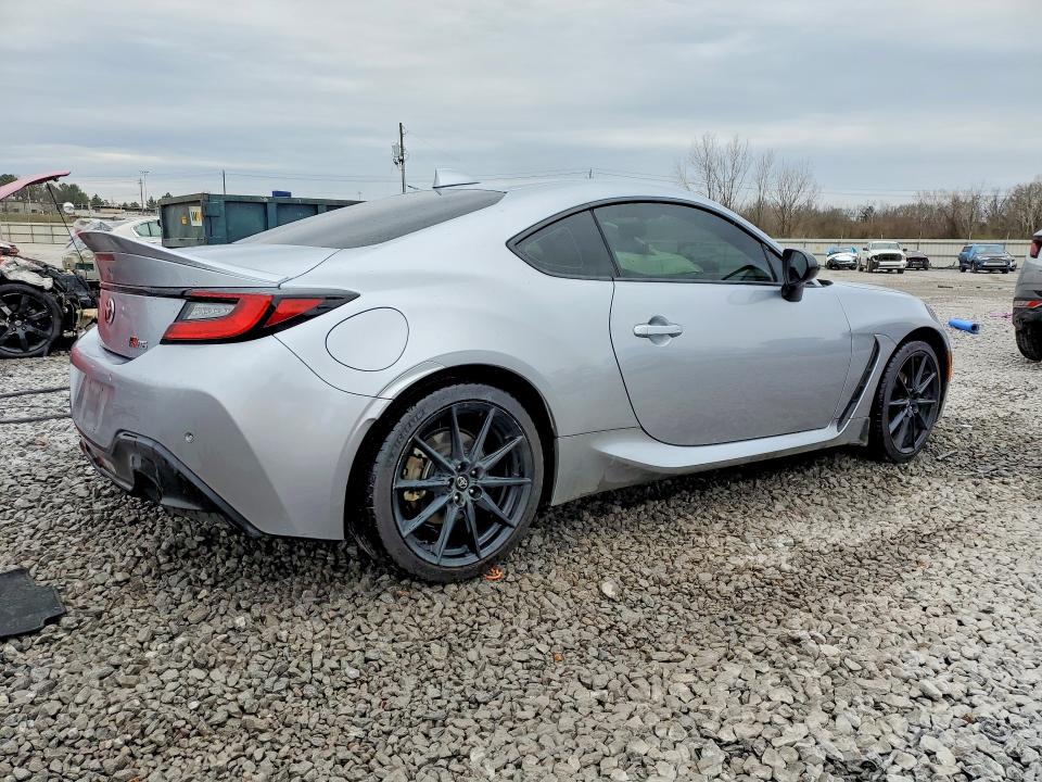 Photo 3 from auction – 2023 TOYOTA GR 86 with VIN JF1ZNBF11P8766082