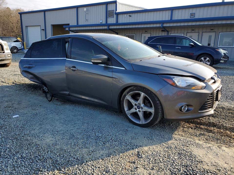Photo 4 from auction – 2012 FORD FOCUS with VIN 1FAHP3J29CL443398