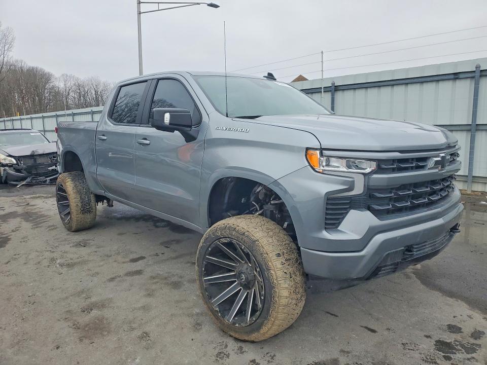 Photo 4 from auction – 2023 CHEVROLET SILVERADO with VIN 1GCUDEE86PZ277422