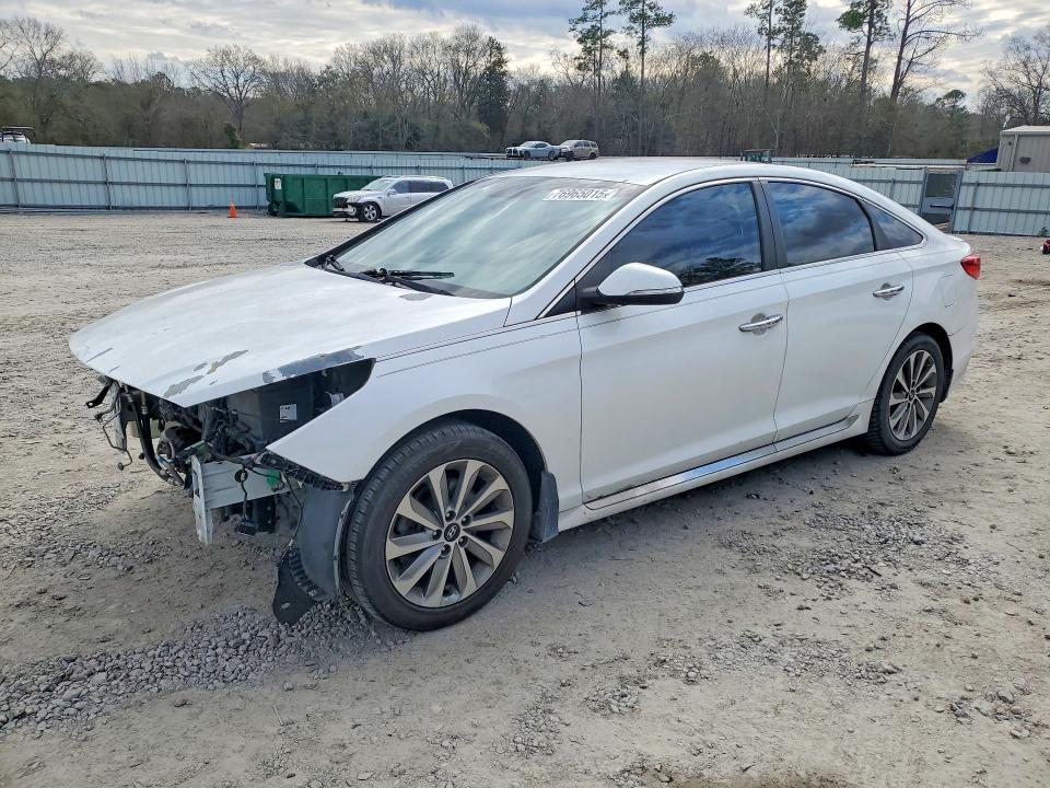 HYUNDAI SONATA 2016 with VIN 5NPE34AF4GH310902 - Photo from auction