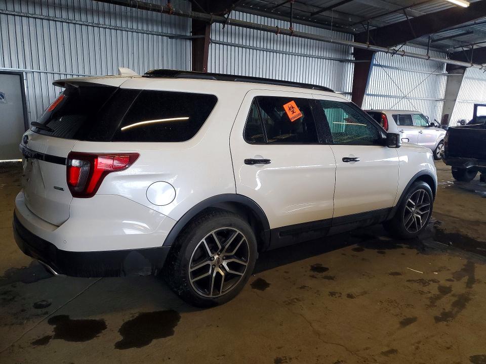 Photo 3 from auction – 2017 FORD EXPLORER with VIN 1FM5K8GT4HGD64239