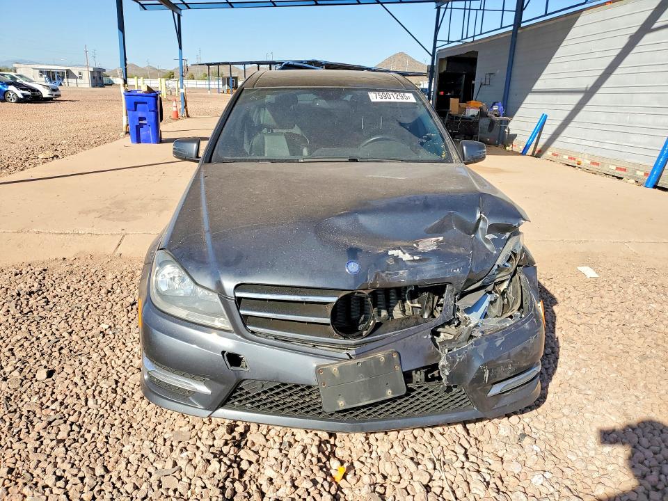 Photo 5 from auction – 2014 MERCEDES-BENZ C 300 4MAT with VIN WDDGF8AB9EA943684
