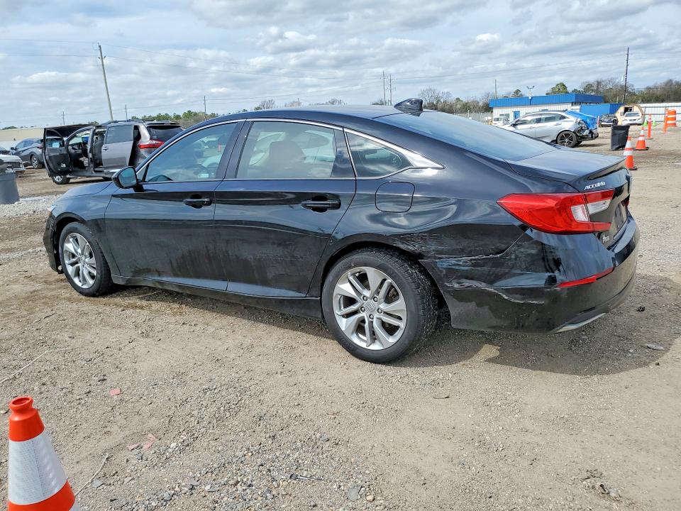 Photo 2 from auction – 2018 HONDA ACCORD with VIN 1HGCV1F12JA247750