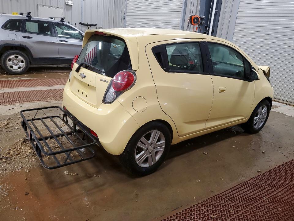 Photo 3 from auction – 2013 CHEVROLET SPARK 1LT with VIN KL8CD6S92DC587248