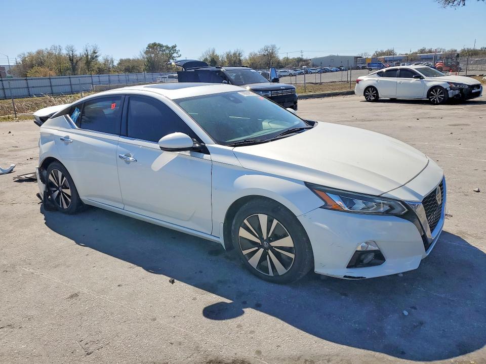 Photo 4 from auction – 2019 NISSAN ALTIMA with VIN 1N4BL4DV0KC148914