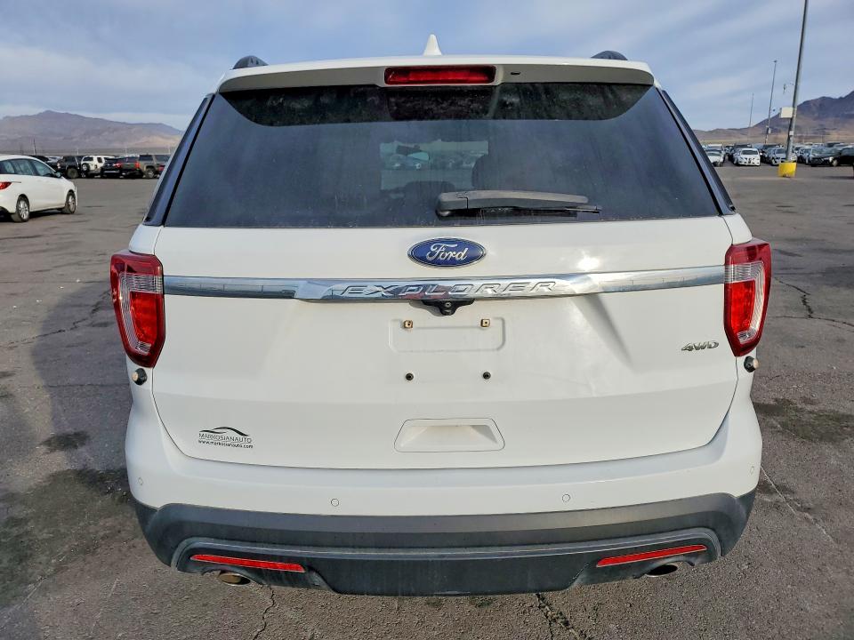 Photo 6 from auction – 2017 FORD EXPLORER with VIN 1FM5K8B86HGD08094