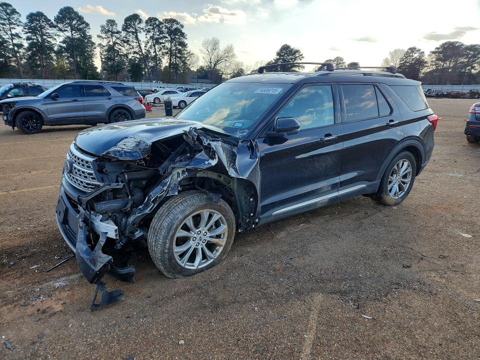 FORD EXPLORER 2021 with VIN 1FMSK7FH7MGB50530 - Photo from auction