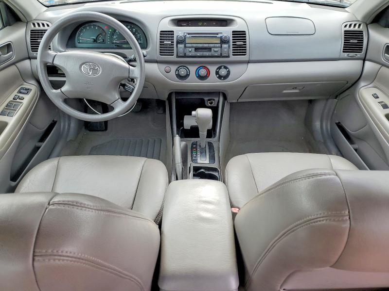Photo 8 from auction – 2002 TOYOTA CAMRY LE with VIN 4T1BE32KX2U596932