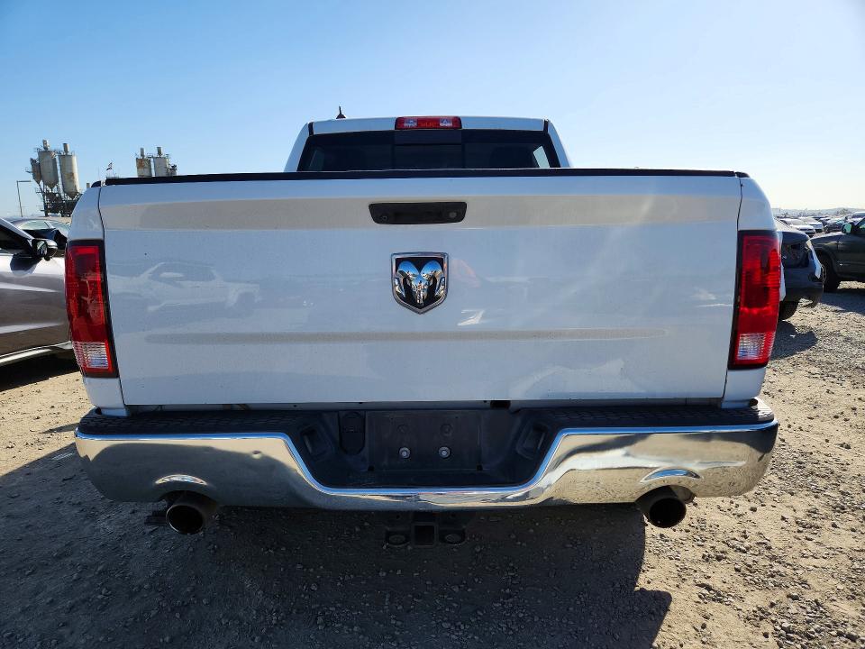 Photo 6 from auction – 2018 RAM 1500 with VIN 1C6RR6LT4JS115087