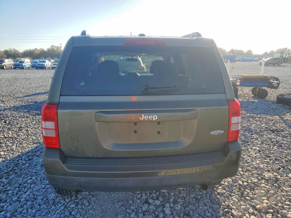 Photo 6 from auction – 2015 JEEP PATRIOT with VIN 1C4NJPFA4FD295956