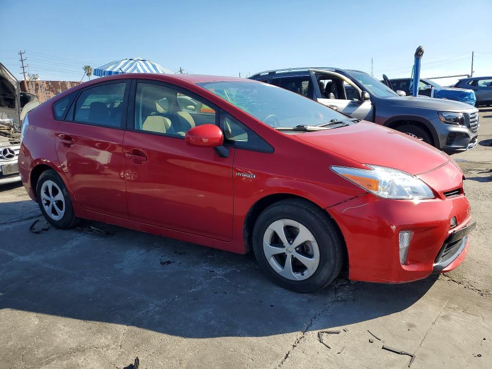 Photo 4 from auction – 2015 TOYOTA PRIUS with VIN JTDKN3DU5F1921027