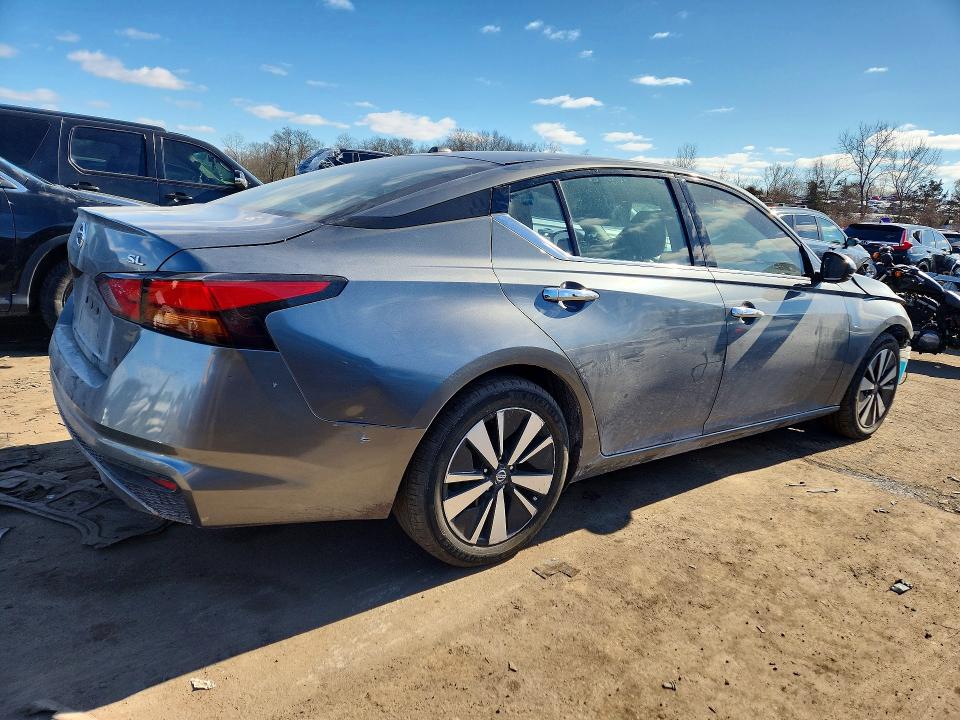Photo 3 from auction – 2020 NISSAN ALTIMA with VIN 1N4BL4EV3LC160992