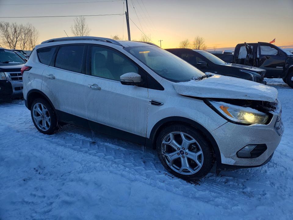 Photo 4 from auction – 2019 FORD ESCAPE with VIN 1FMCU0J96KUB84981