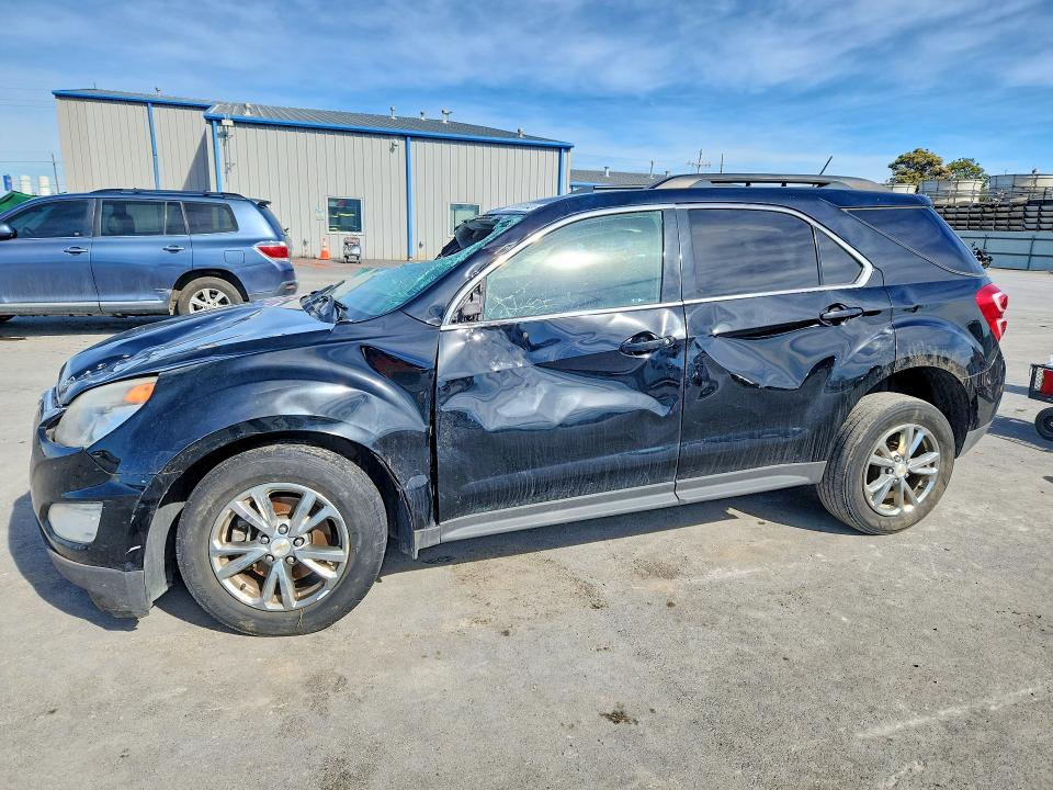 CHEVROLET EQUINOX 2017 with VIN 2GNALCEK8H1509168 - Photo from auction