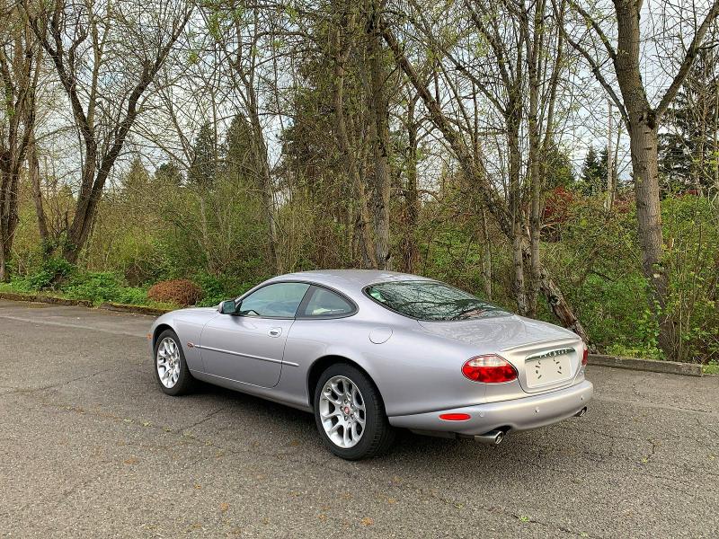 Photo 3 from auction – 2001 JAGUAR XKR with VIN SAJDA41B11PA18414