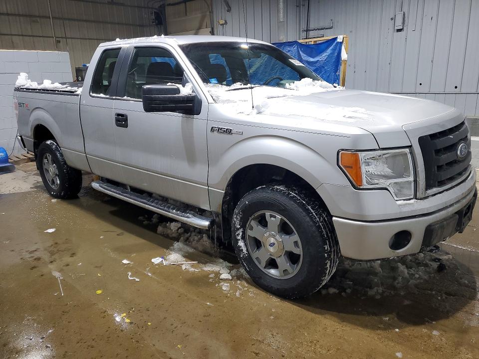 Photo 4 from auction – 2010 FORD F150 SUPER with VIN 1FTEX1E88AFD59844