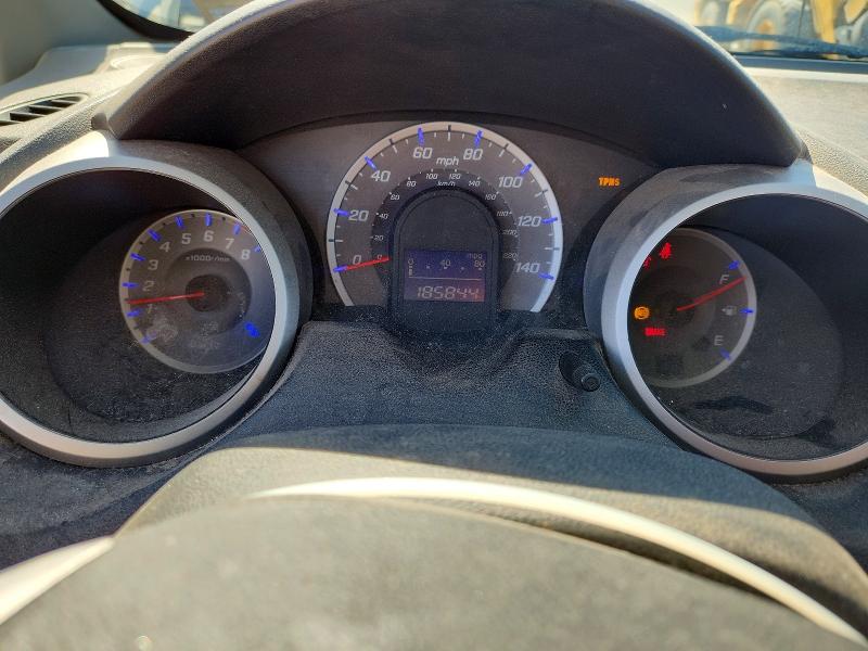 Photo 9 from auction – 2010 HONDA FIT with VIN JHMGE8H47AS014570