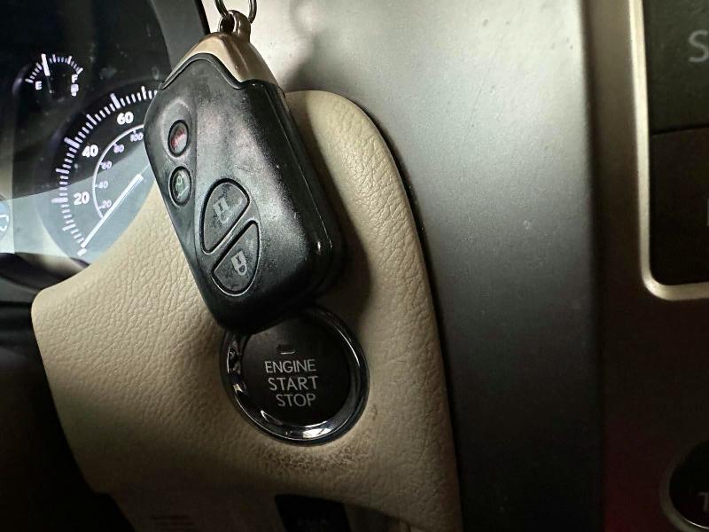 Photo 11 from auction – 2010 LEXUS GX 460 with VIN JTJBM7FX1A5009737