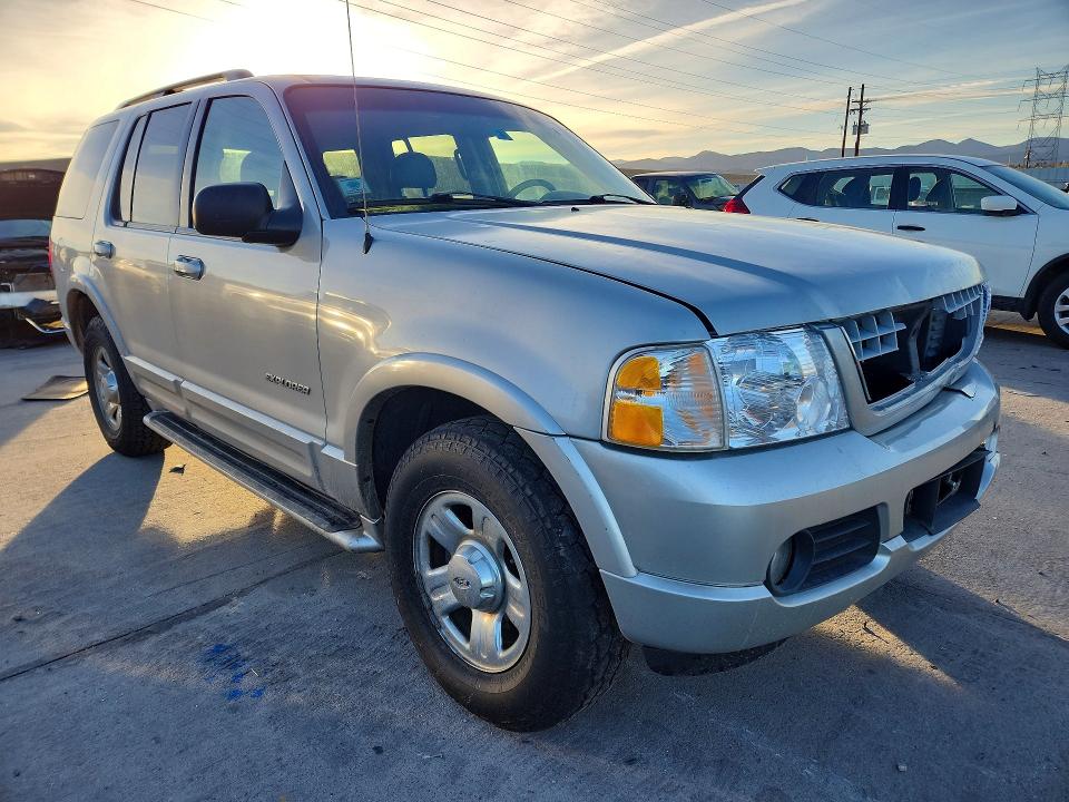 Photo 4 from auction – 2002 FORD EXPLORER L with VIN 1FMDU75W52ZC94274