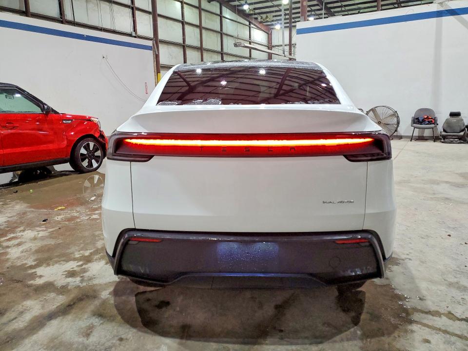 Foto 6 de la subasta – 2026 TESLA MODEL Y con VIN 7SAYGDEE0TF422224