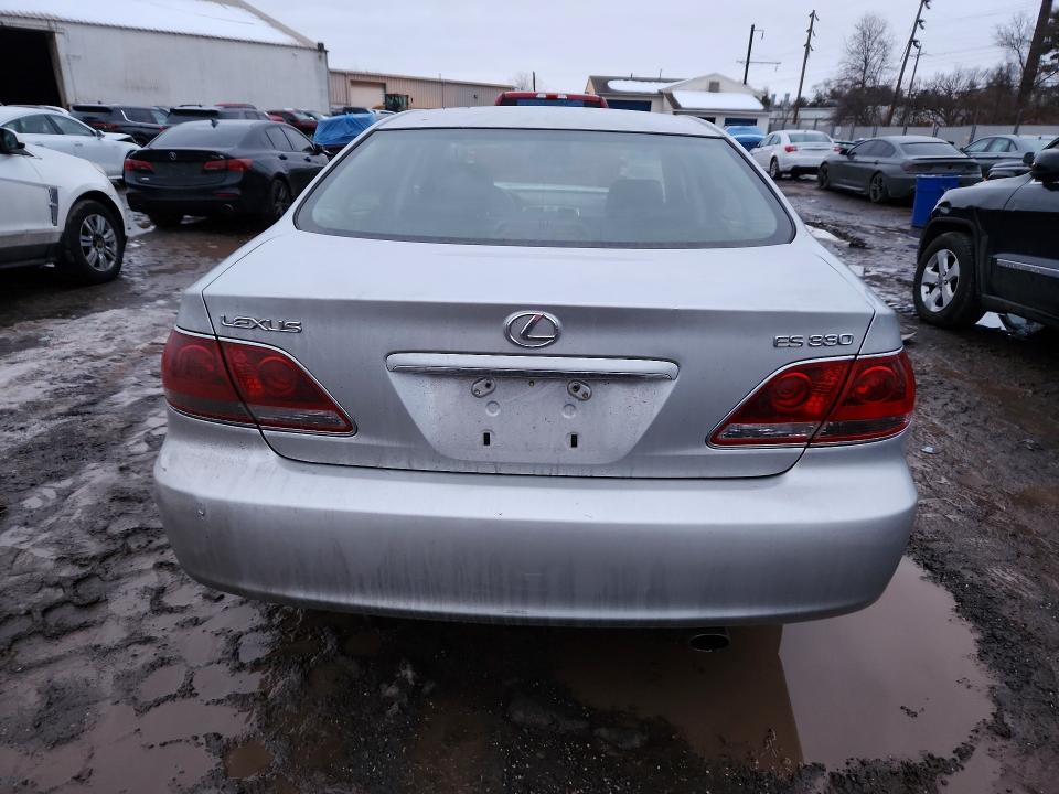 Photo 6 from auction – 2005 LEXUS ES with VIN JTHBA30G155092765