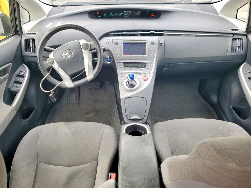 Photo 8 from auction – 2015 TOYOTA PRIUS with VIN JTDKN3DU1F0402286