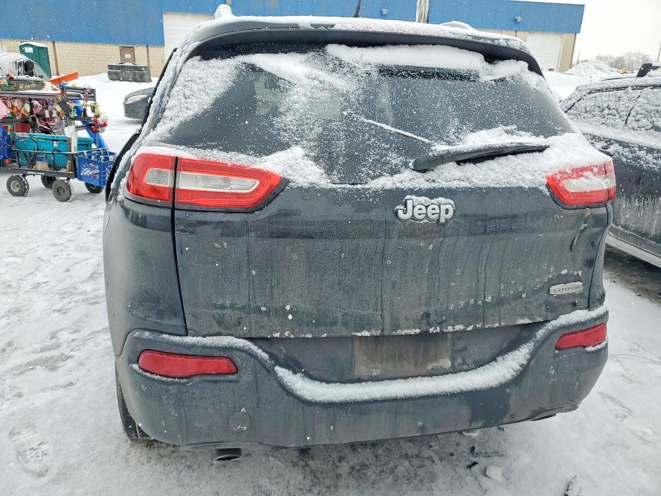 Foto 6 de la subasta – 2014 JEEP CHEROKEE con VIN 1C4PJLCS5EW102585