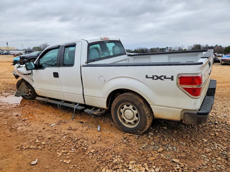 Photo 2 from auction – 2013 FORD F150 with VIN 1FTFX1EFXDKE52704