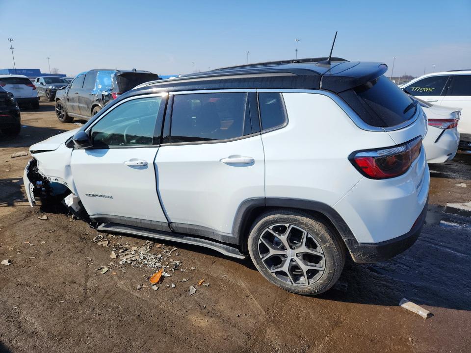 Photo 2 from auction – 2024 JEEP COMPASS with VIN 3C4NJDCNXRT154930