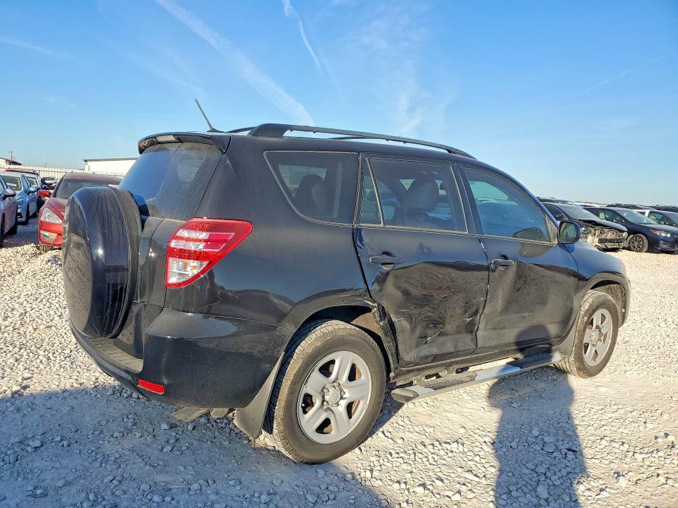 Photo 3 from auction – 2012 TOYOTA RAV4 with VIN 2T3ZF4DV3CW116389
