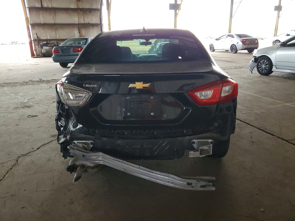 Foto 6 de la subasta – 2017 CHEVROLET CRUZE con VIN 1G1BC5SM5H7178317