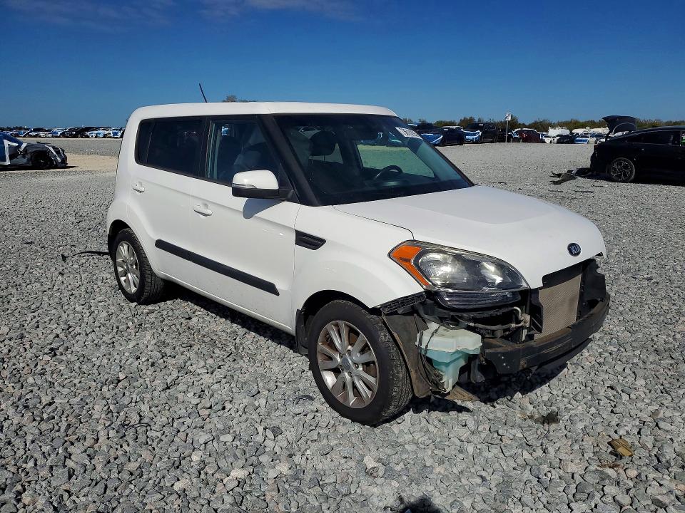 Photo 4 from auction – 2013 KIA SOUL with VIN KNDJT2A66D7550620