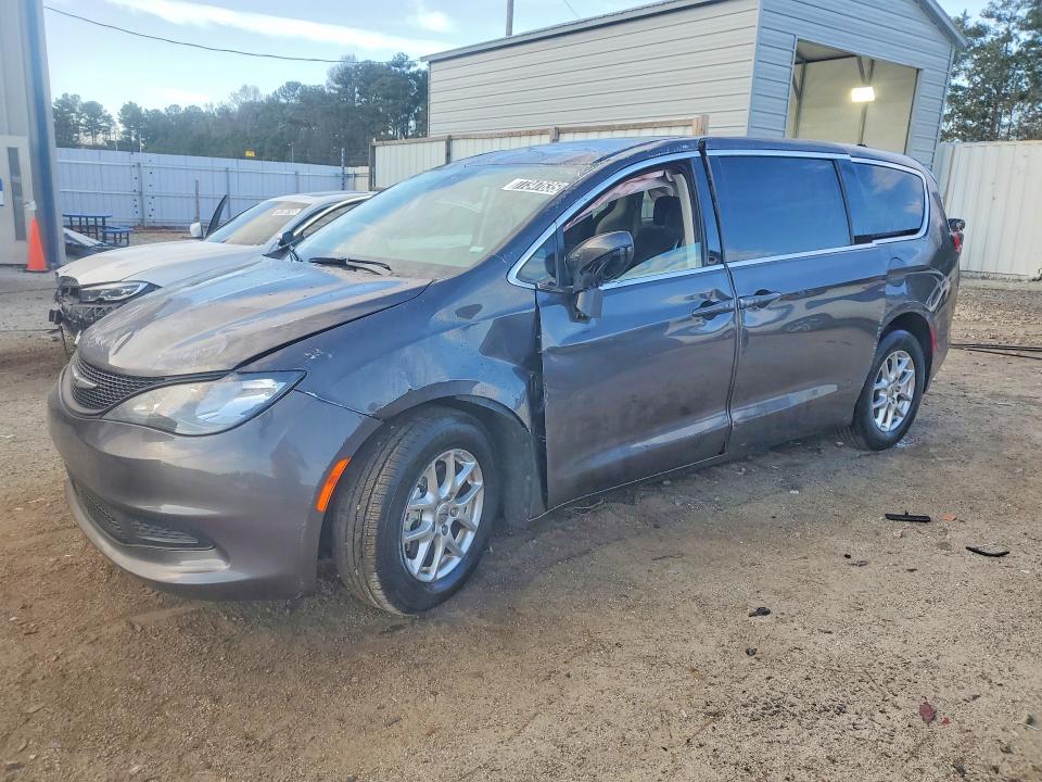 CHRYSLER VOYAGER 2023 with VIN 2C4RC1CG1PR607294 - Photo from auction