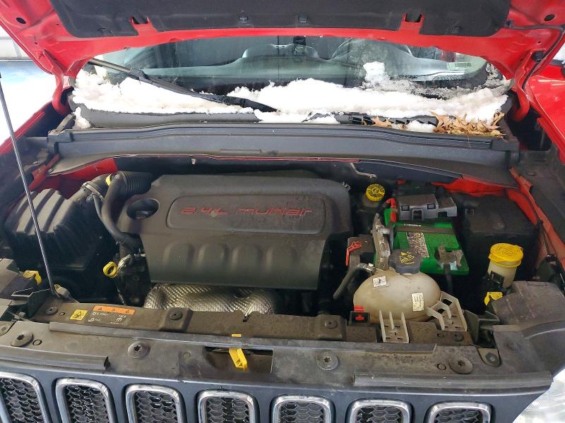 Photo 11 from auction – 2016 JEEP RENEGADE with VIN ZACCJABT7GPD49863