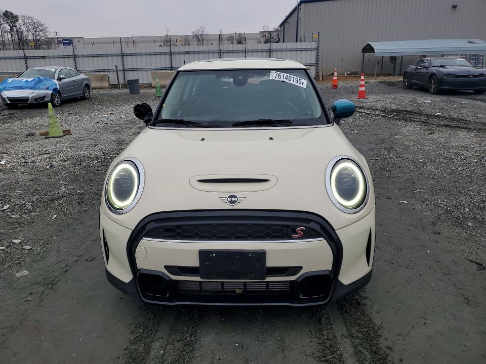 Photo 5 from auction – 2022 MINI COOPER with VIN WMW53DH0XN2S45860