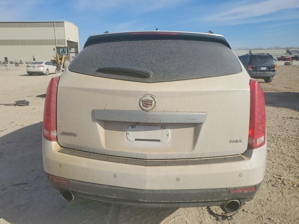 Photo 6 from auction – 2016 CADILLAC SRX with VIN 3GYFNBE39GS535822