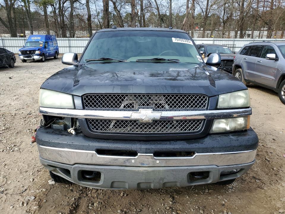 Photo 5 from auction – 2004 CHEVROLET SILVERADO with VIN 2GCEC13T641403807