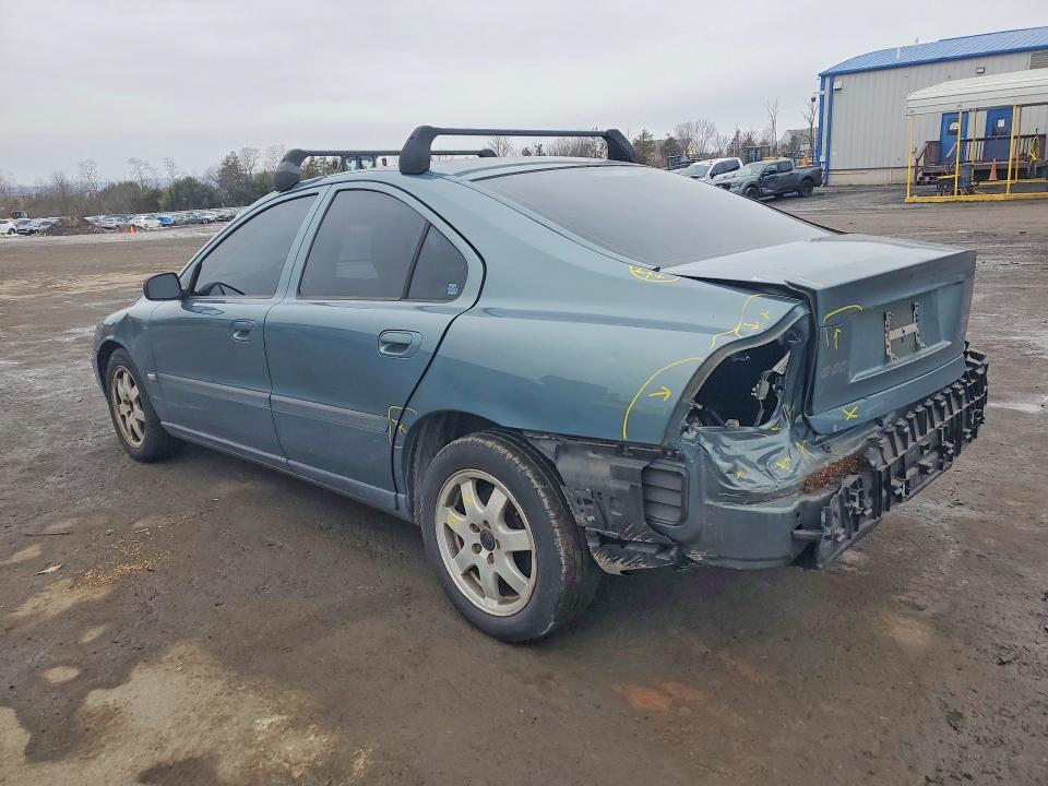 Photo 2 from auction – 2004 VOLVO S60 2.5T with VIN YV1RH59HX42420696