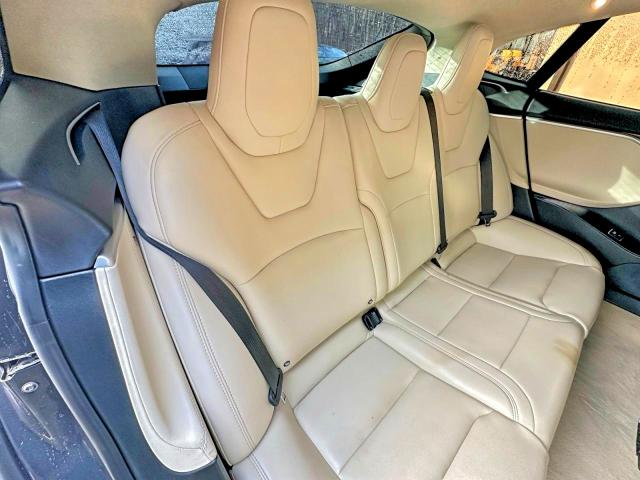 Photo 6 from auction – 2018 TESLA MODEL S with VIN 5YJSA1E25JF243568