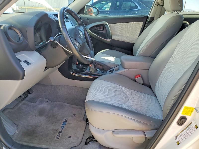 Photo 7 from auction – 2013 TOYOTA RAV4 EV with VIN 2T3YL4DV9DW002175