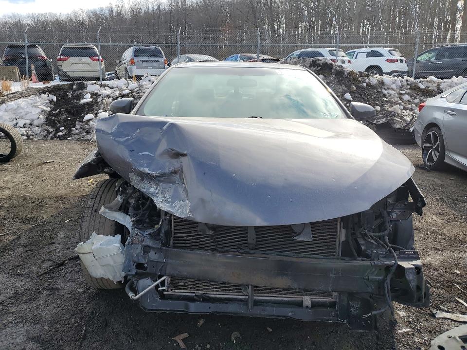 Photo 5 from auction – 2017 TOYOTA CAMRY with VIN 4T1BF1FK1HU449449
