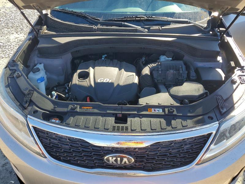 Photo 12 from auction – 2015 KIA SORENTO with VIN 5XYKT3A67FG658423