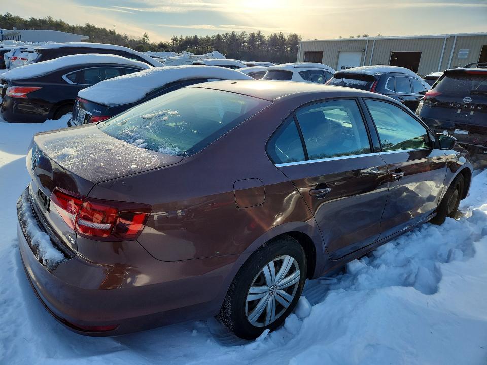 Photo 3 from auction – 2017 VOLKSWAGEN JETTA S with VIN 3VW2B7AJ6HM318262