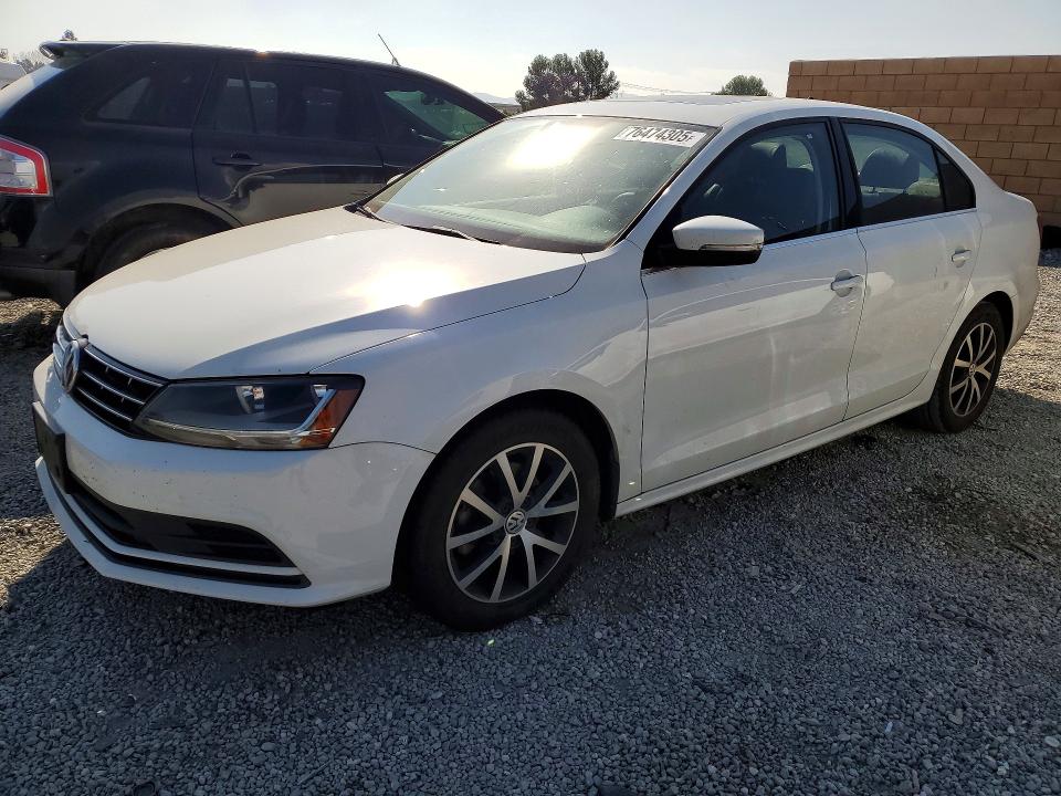 Photo 1 from auction – 2018 VOLKSWAGEN JETTA with VIN 3VWDB7AJ4JM226906