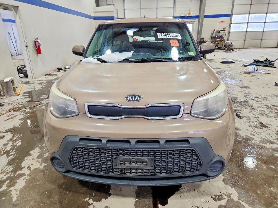 Photo 5 from auction – 2015 KIA SOUL with VIN KNDJN2A26F7220812