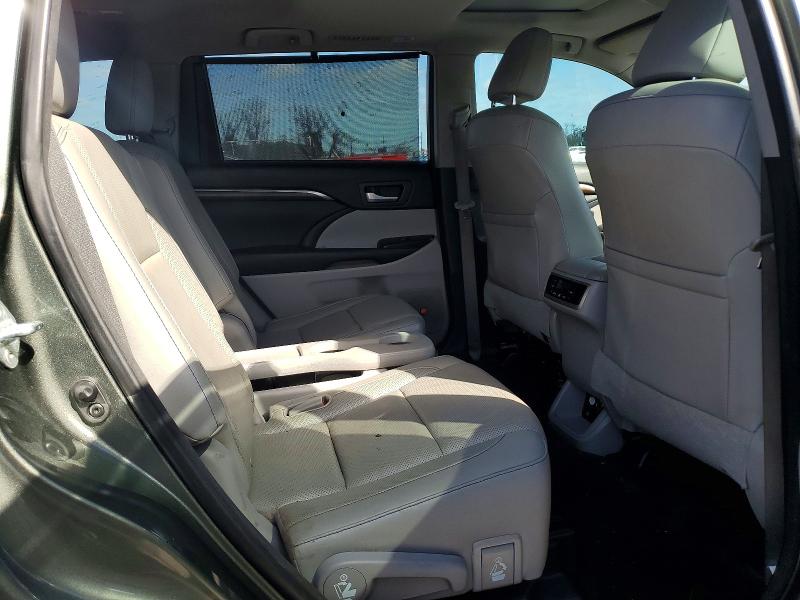 Zdjęcie 11 z aukcji – 2015 TOYOTA HIGHLANDER z VIN 5TDYKRFH4FS038755