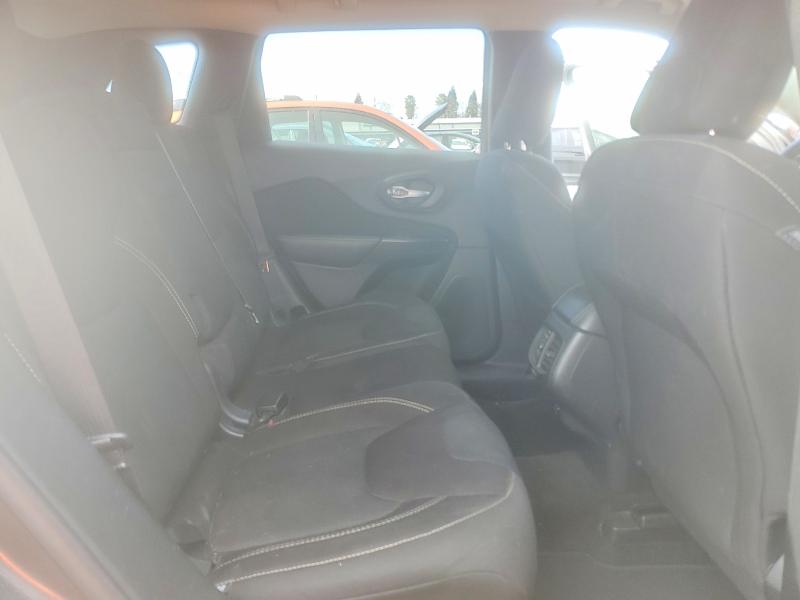 Фото 11 с аукциона – 2016 JEEP CHEROKEE с VIN 1C4PJMCS8GW154382
