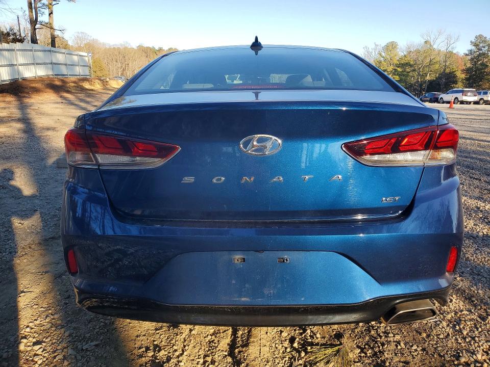 Photo 6 from auction – 2018 HYUNDAI SONATA with VIN 5NPE24AA3JH712439